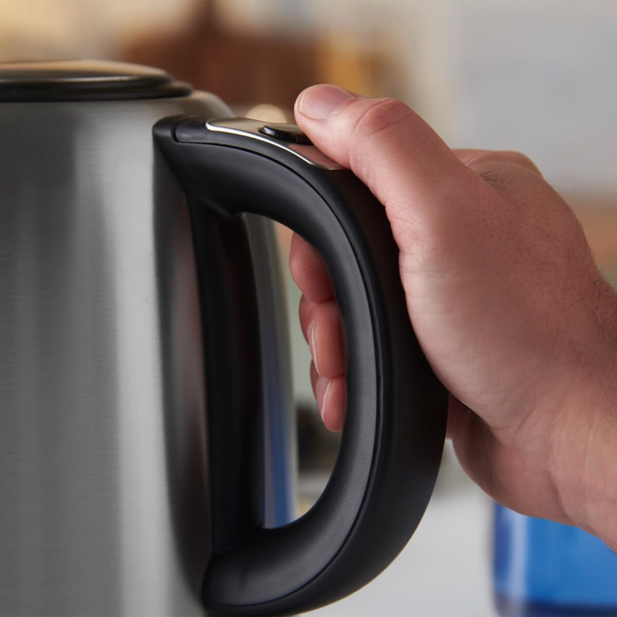 Russell Hobbs Brushed Stainless Steel Electric 1.7L Cordless Kettle - Image 7