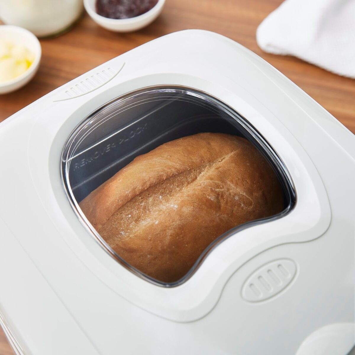 Morphy Richards Fastbake Breadmaker - Image 4