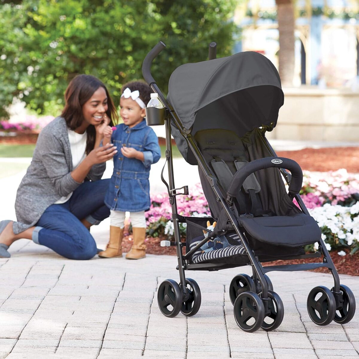 Graco TraveLite Ultra-Compact Stroller - Image 2